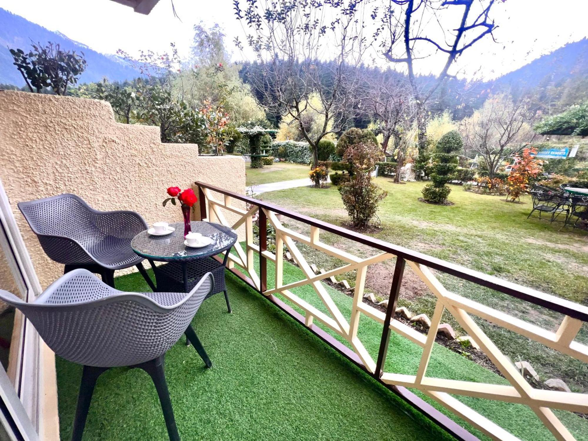 Snow Valley Resorts & Spa Manali Exterior foto